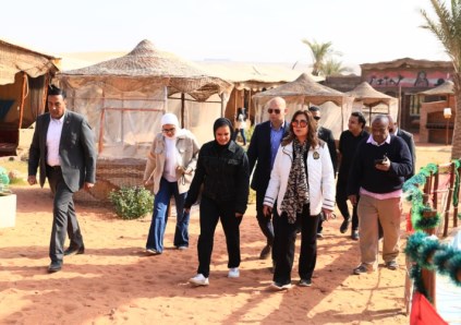منال عوض
