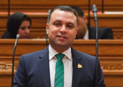 النائب عمر الغنيمي