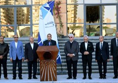 رئيس الوزراء خلال زيارته مستشفى المنيا الجامعي 
