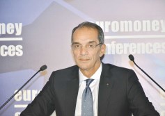 عمرو طلعت 