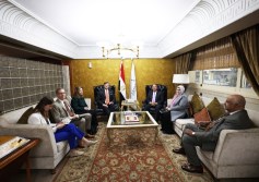وزير النقل ونائب وزير الخارجية الامريكي