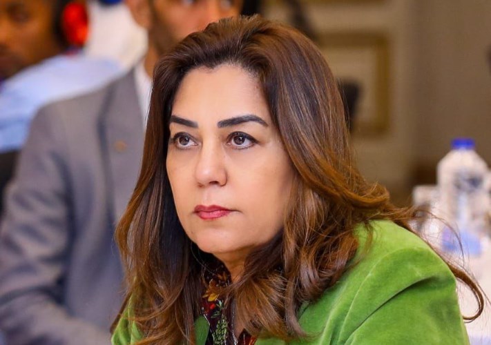 منال عوض