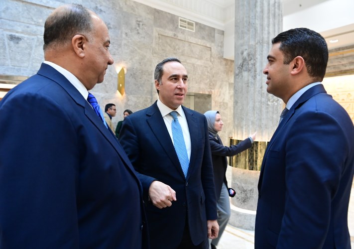المستشار أحمد مناع الأمين العام لمجلس النواب