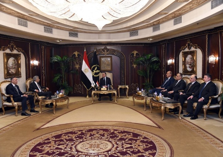 وزير الداخلية