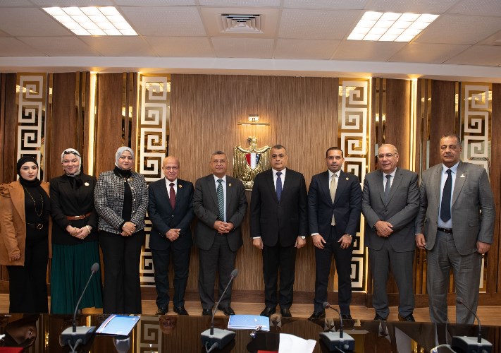 وزير الإنتاج الحربى