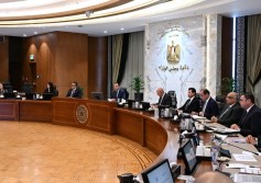 رئيس الوزراء خلال اجتماع التعداد السكاني 
