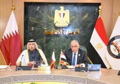 أثناء توقيع الاتفاقية
