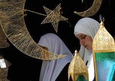 زينة رمضان تعود إلى غزة