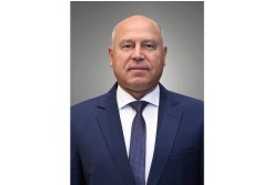 كامل الوزير