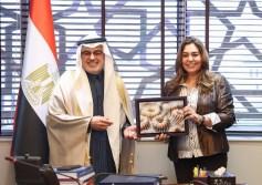 منال عوض