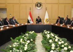 خالد هاشم وزير الصناعة 