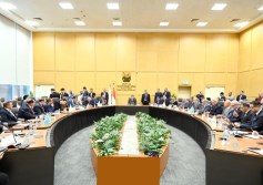 وزير الإسكان خلال اجتماعه بأعضاء مجلسي النواب والشيوخ 