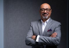 حاتم دويدار 