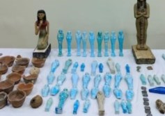 قطع أثرية