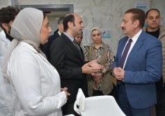 محافظ بورسعيد يتابع الخدمة الصحيه بوحدة المناخ