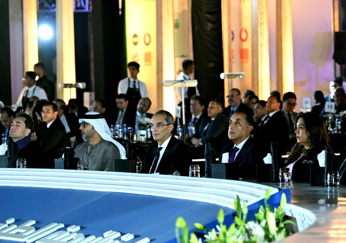 مدبولي خلال توقيع اتفاقيات إتاحة ترددات جديدة لمشغلي خدمات المحمول بمصر لإطلاق خدمات الجيل الخامس