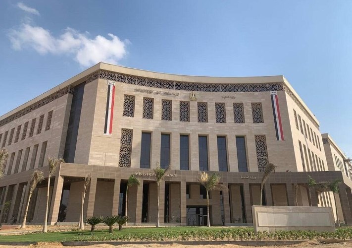 تراجع العجز الكلي للموازنة بنحو 1% خلال أول 10 أشهر من العام المالي الحالي