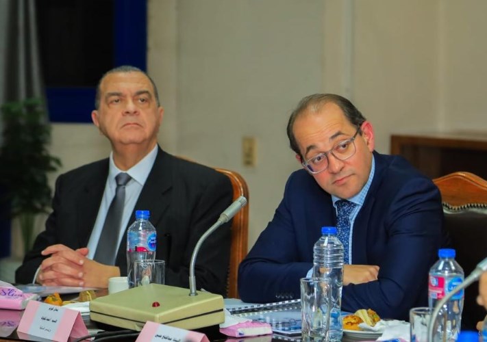 جانب من الحوار 