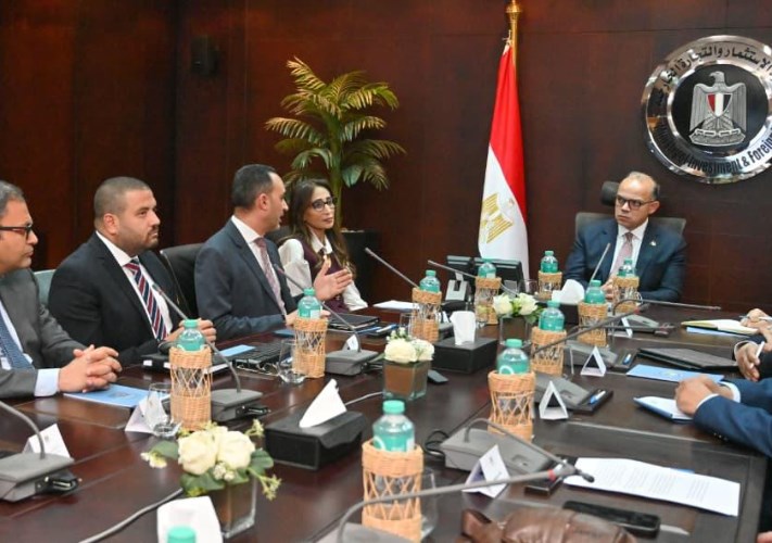 وزير الاستثمار 