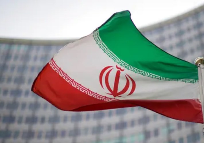 إيران 