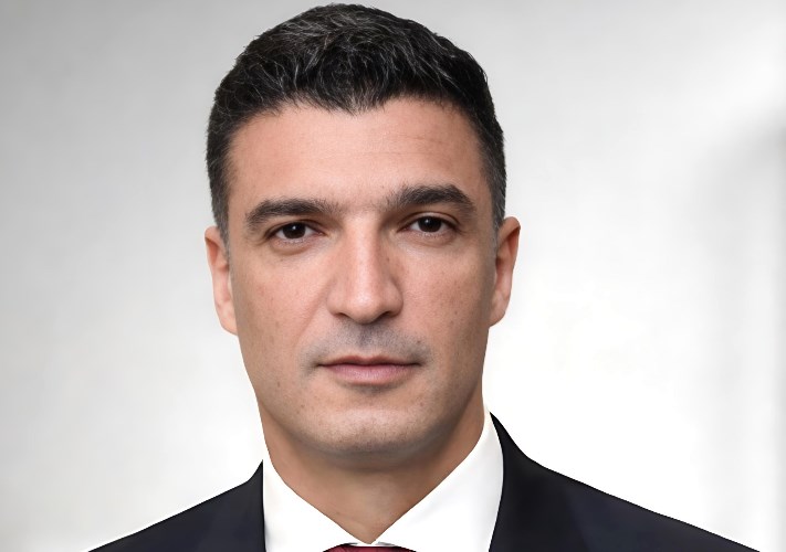 وزير الصناعة
