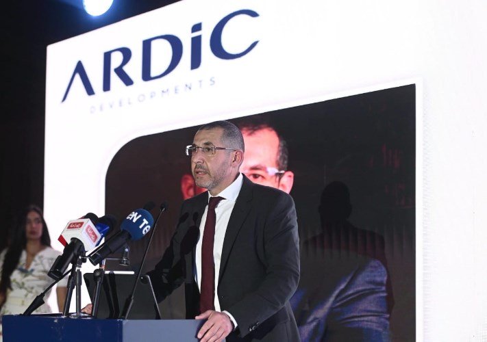 تامر العقاد رئيس شركة أرضك