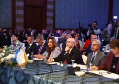 منال عوض