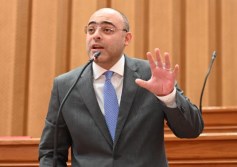 النائب أحمد علاء 