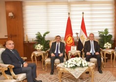 محافظ بورسعيد يستقبل وفد قناة السويس للحاويات