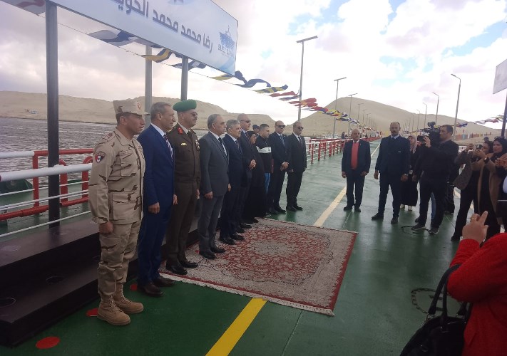 قناة السويس تفتتح كوبريين عائمين اليوم لتعزيز الربط مع سيناء