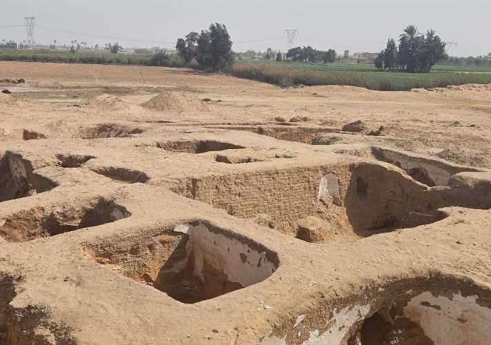 اكتشاف مبنى أثري بالبحيرة يعود لبدايات الرهبنة القبطية