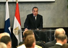 رئيس الوزراء متحدثًا خلال فعاليات منتدى الأعمال المصري الفنلندي