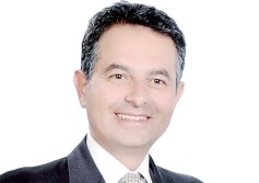 هشام العلايلي