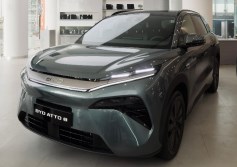 BYD ATTO 8