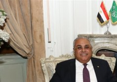 هاشم السيد 