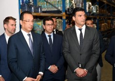 وزير الصناعة