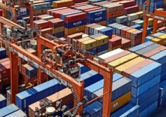 خطوط الحاويات 