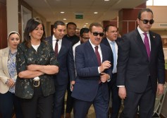 جولة محافظ بورسعيد يرافقه احمد السبكي