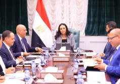 وزيرة التضامن في اجتماع مع باسل رحمي