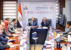 اجتماع وزيري التخطيط والعمل