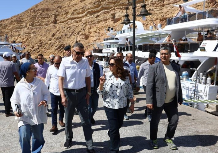 وزيرة التنمية والبيئة خلال الجولة