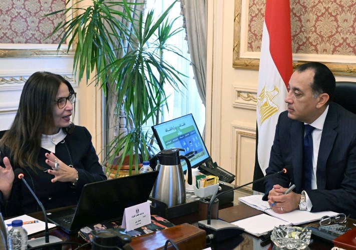 وزيرة الثقافة