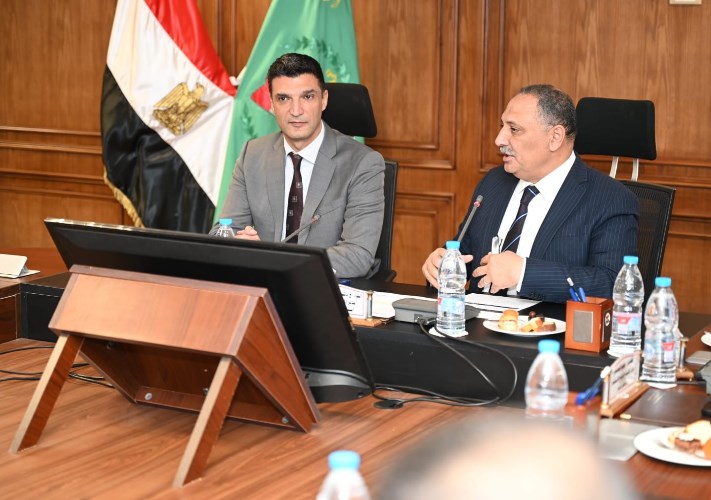 وزير الصناعة 
