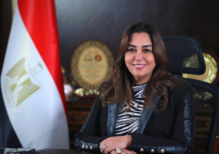 منال عوض