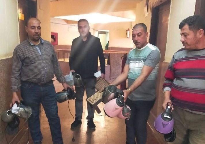 مصادرة غلايات الكهرباء