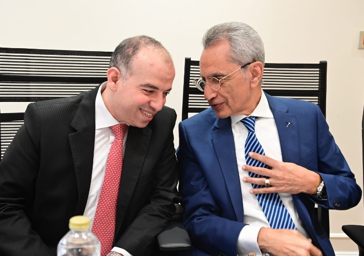 الحكومة والبرلمان
