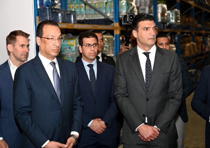 وزير الصناعة