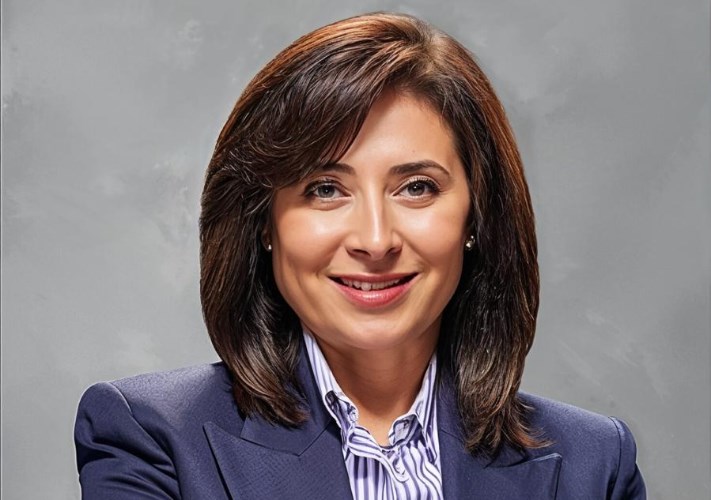 منال حسين عبد الرازق 
