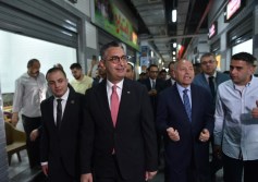  وزير التموين يفتتح السوق الحضاري بمنطقة حدائق القبة
