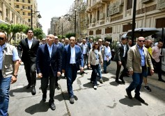 مدبولي يتفقد منطقة وسط البلد